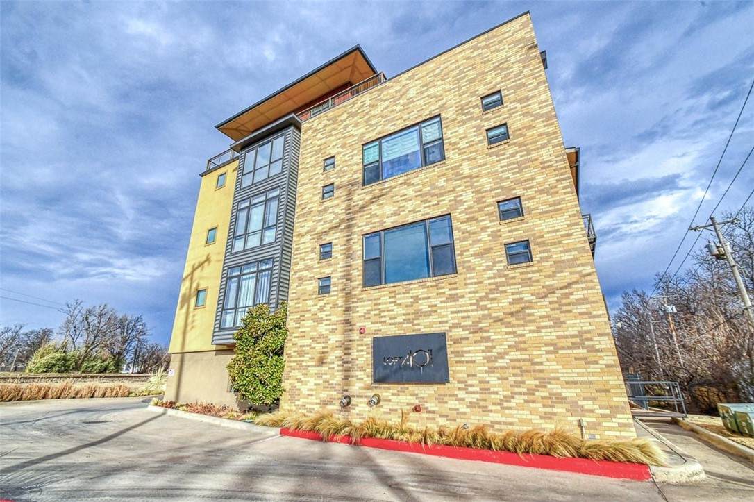 401 Boyd - Photo 1