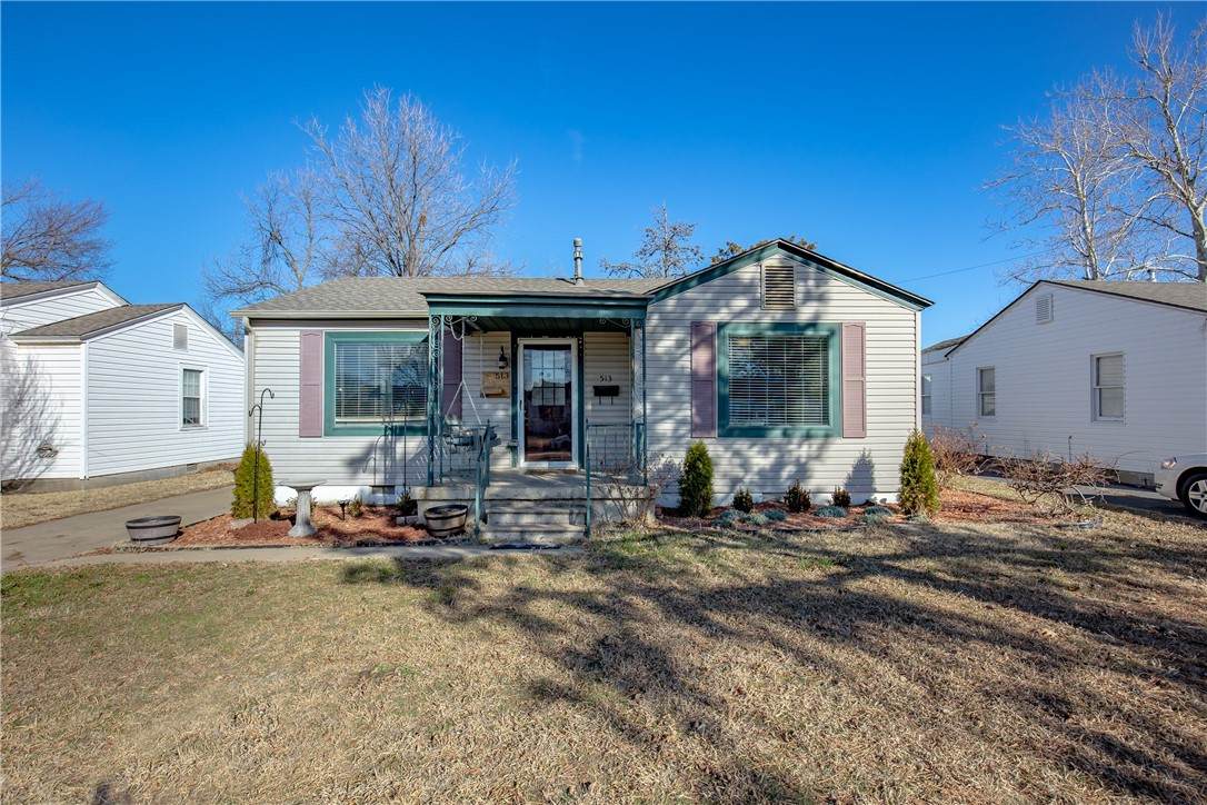513 Tonhawa Street - Photo 1