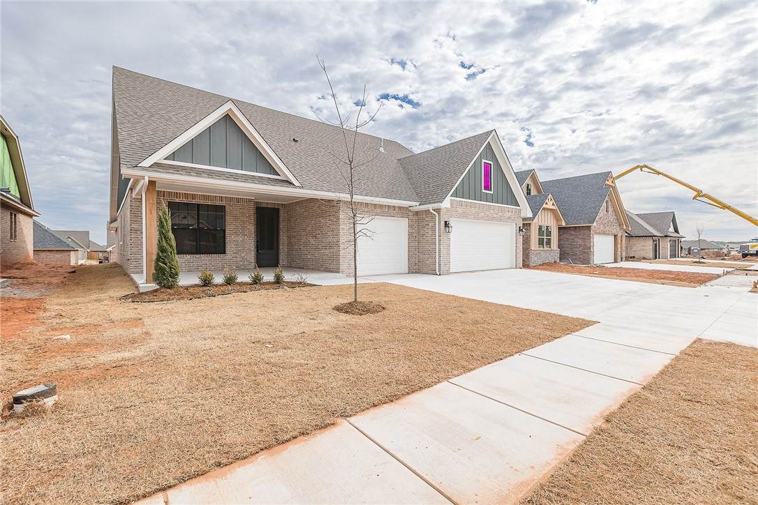 3204 Pinnacle Peak Drive - Photo 1