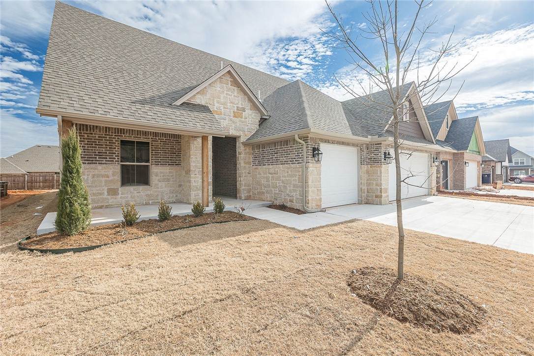 3208 Hayven Circle - Photo 1
