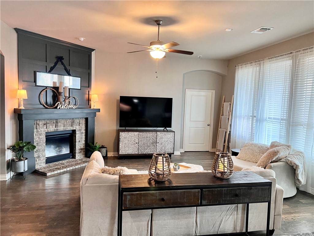1632 159th Street - Photo 1