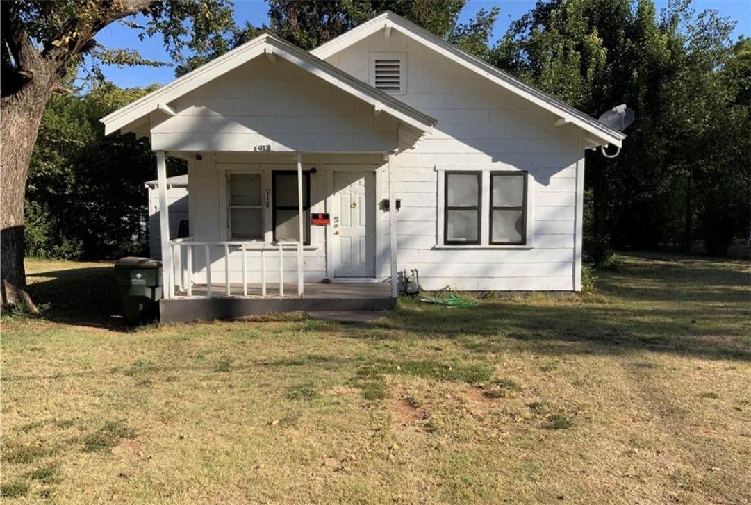 918 Oregon Avenue - Photo 1