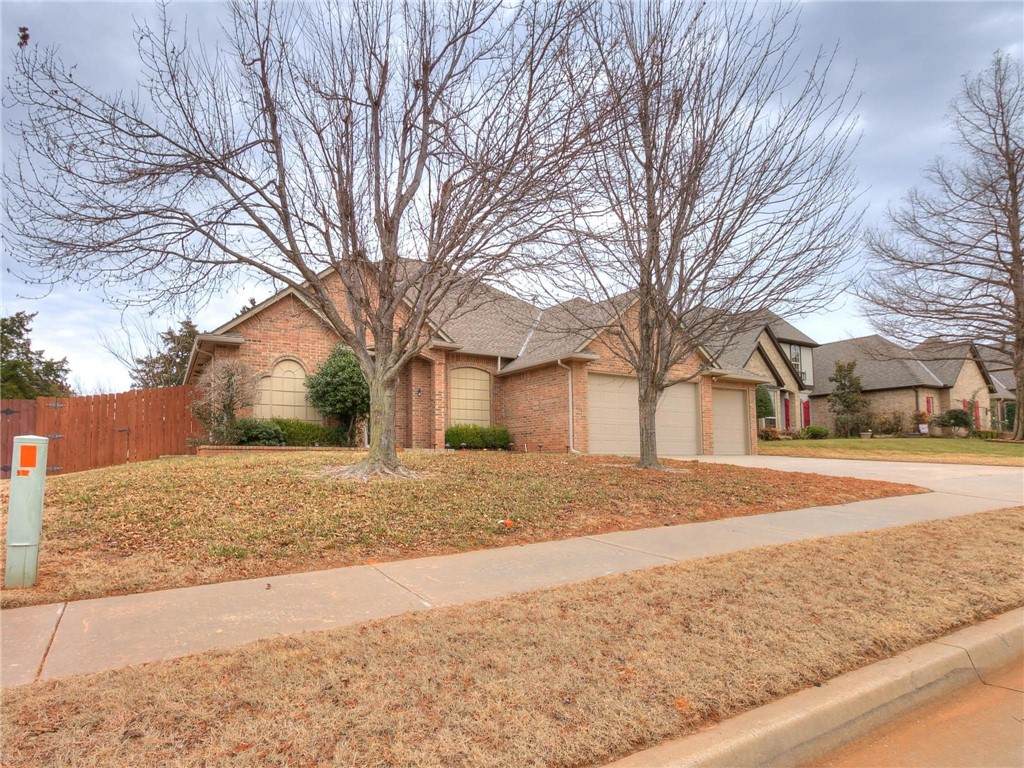521 Winding Creek Road - Photo 1