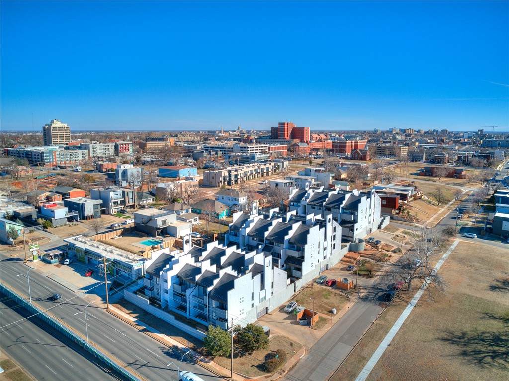 931 7th Street - Photo 1