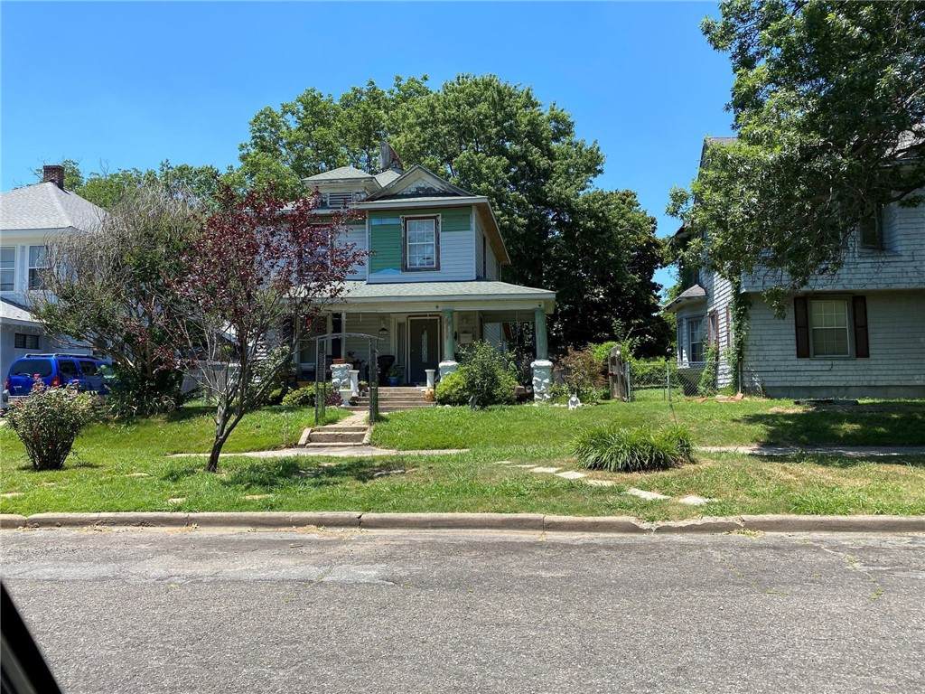 309 14th Street - Photo 1