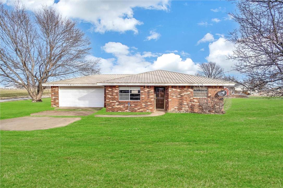 105 Boundry Road - Photo 1
