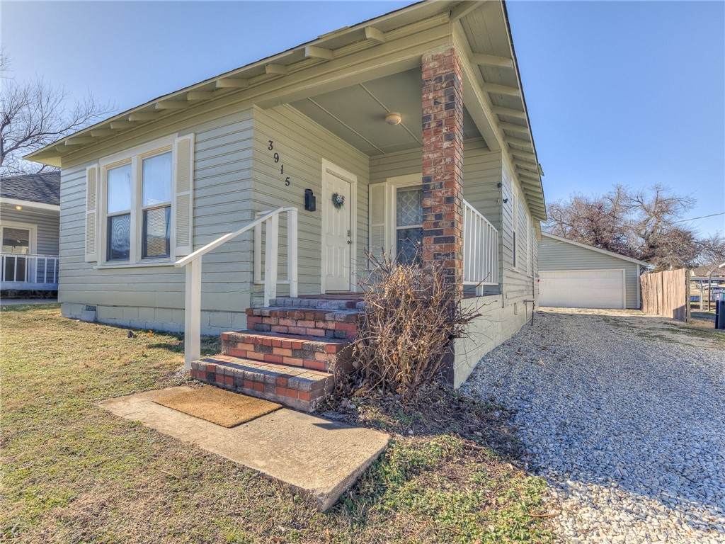 3915 Youngs Boulevard - Photo 1