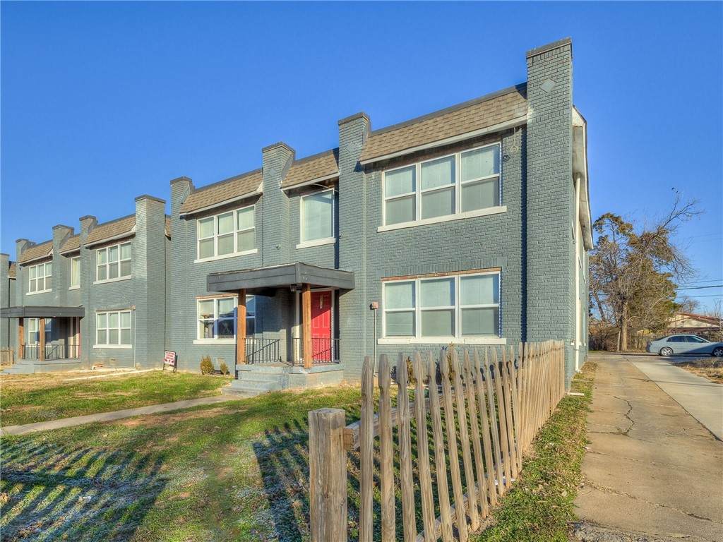 2319 12th Street - Photo 1