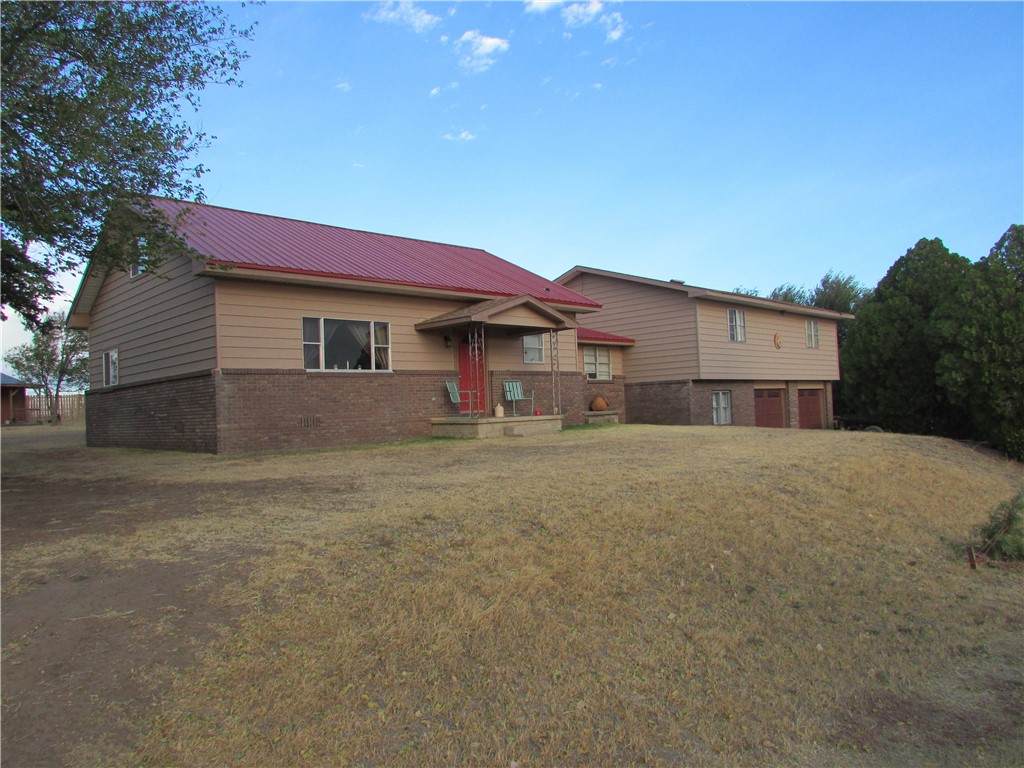 26266 146 Road - Photo 1
