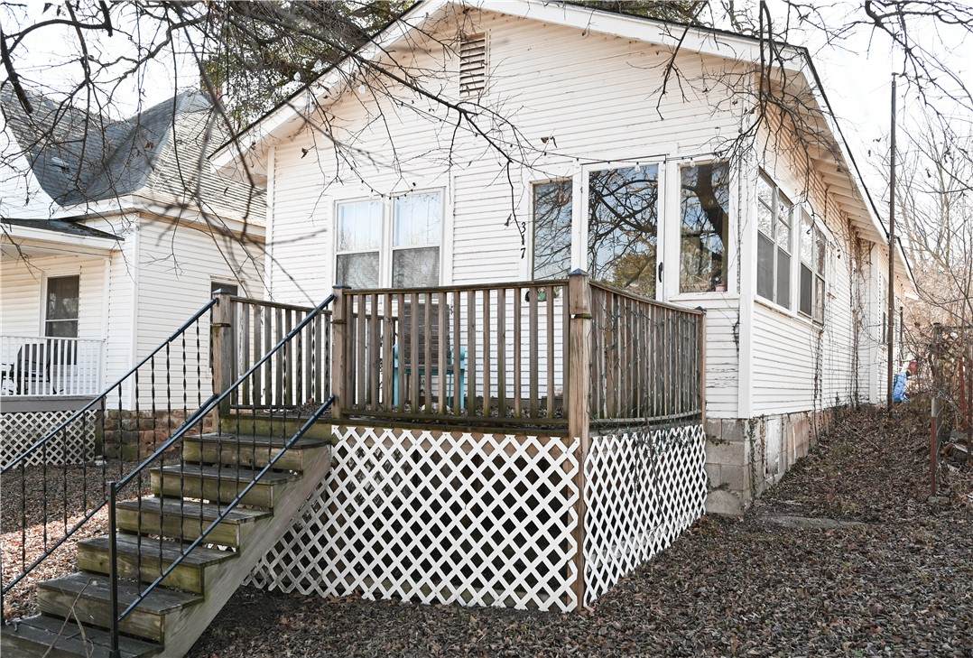 317 7th Street - Photo 1