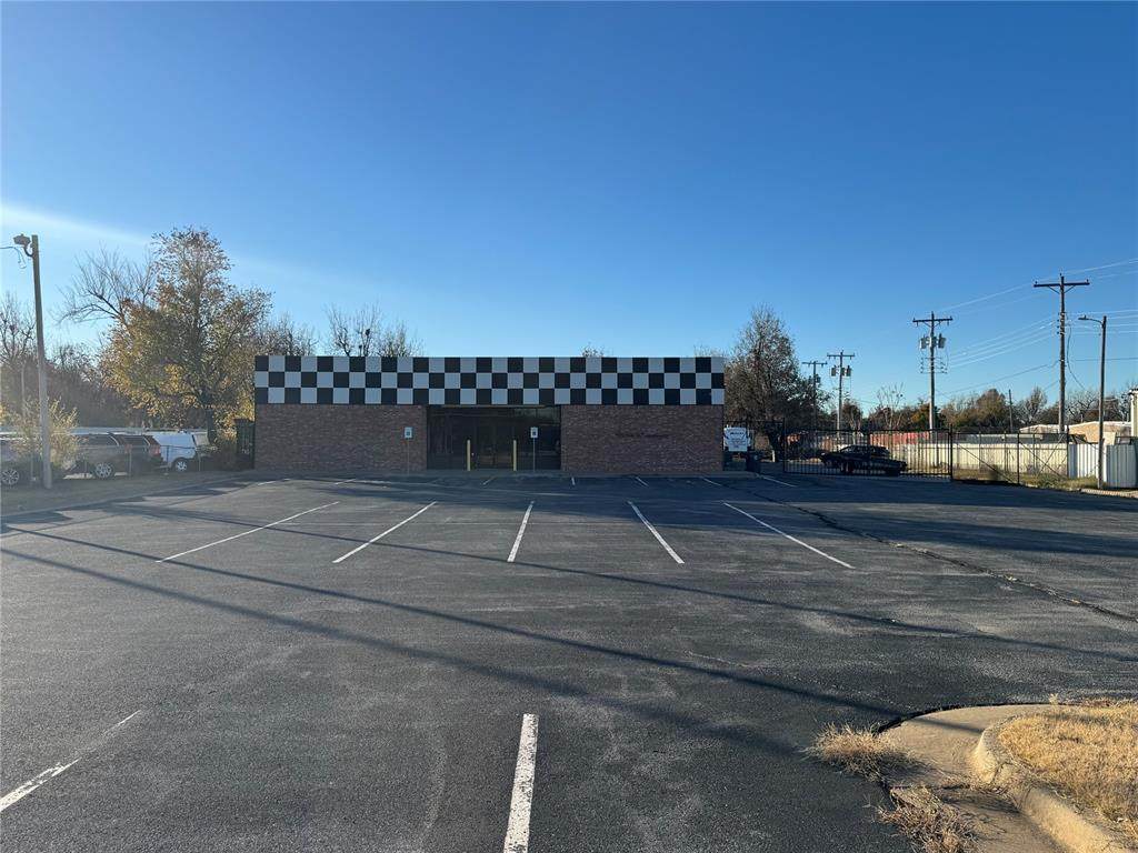 7820 39th Expressway - Photo 1