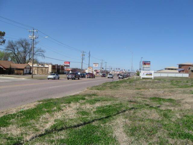 4325 & 4331 & 4337 N KICKAPOO AVE Avenue - Photo 1