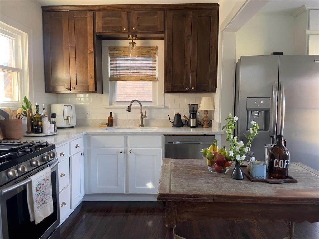 2829 18th Street - Photo 1