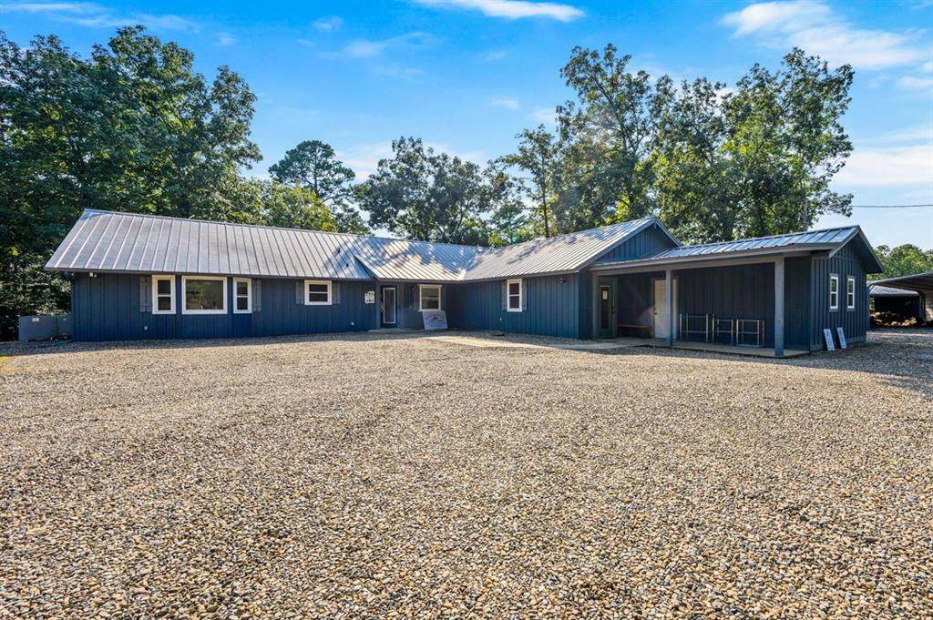 141 Wildwood Trail - Photo 1