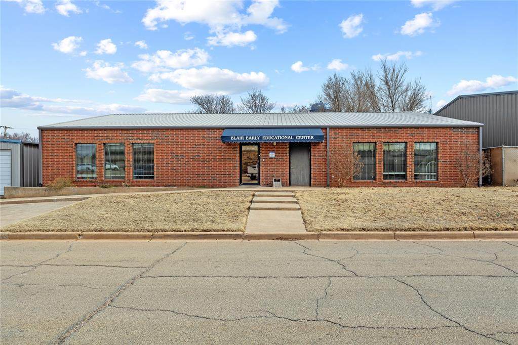 217 6th Street - Photo 1
