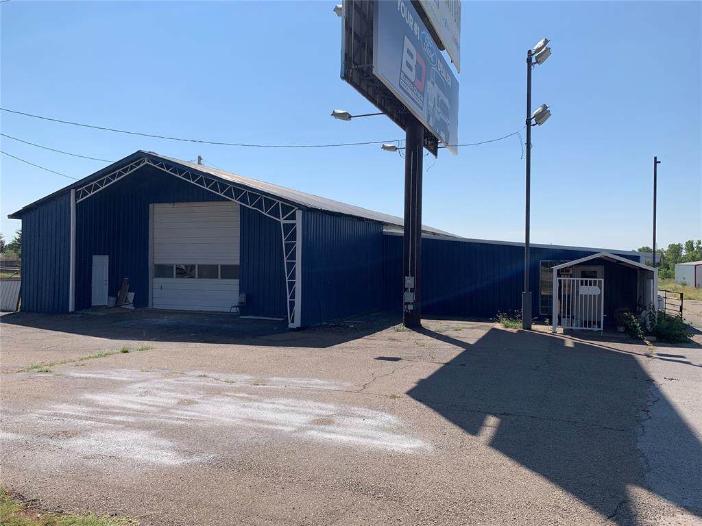 3520 3rd - Photo 1