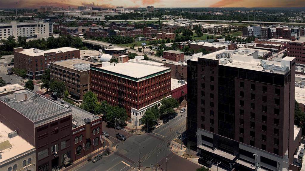 101 Sheridan Avenue - Photo 1