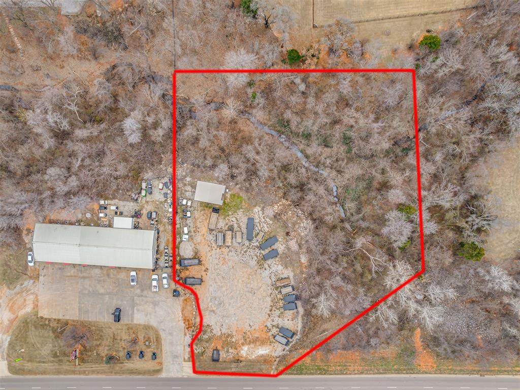 2608 32nd Street - Photo 1