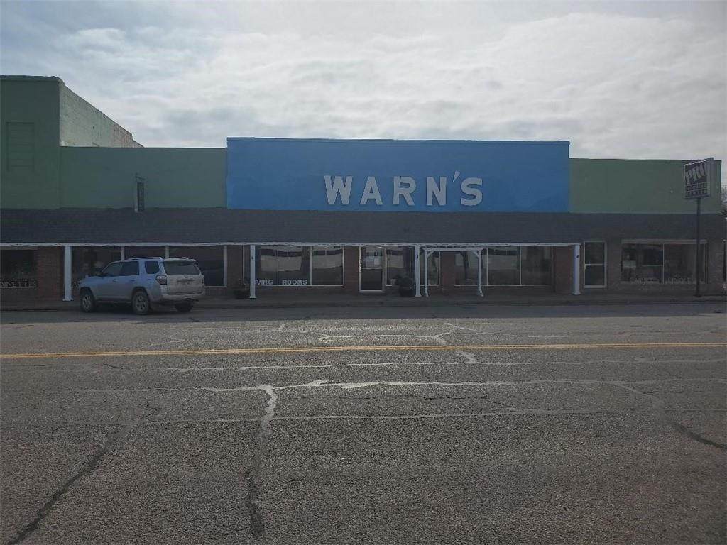 507 Broadway Street - Photo 1