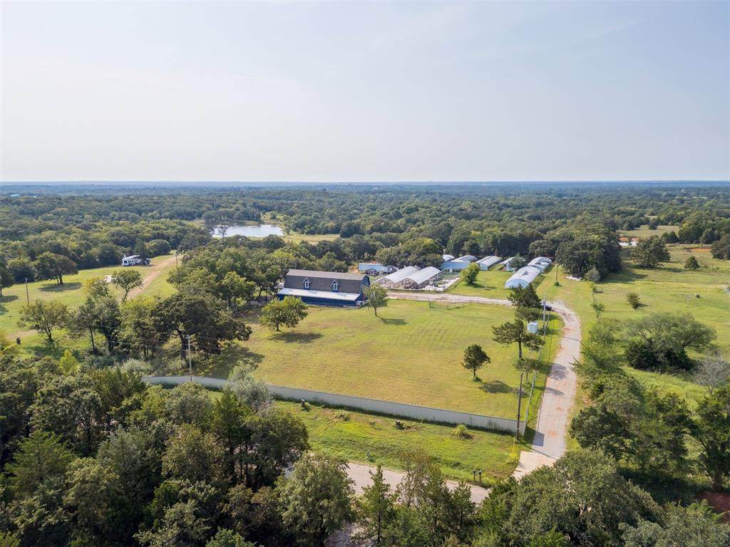 37271 Romulus Road - Photo 1