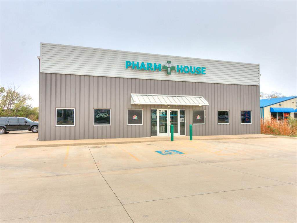 1610 Harrison Street - Photo 1