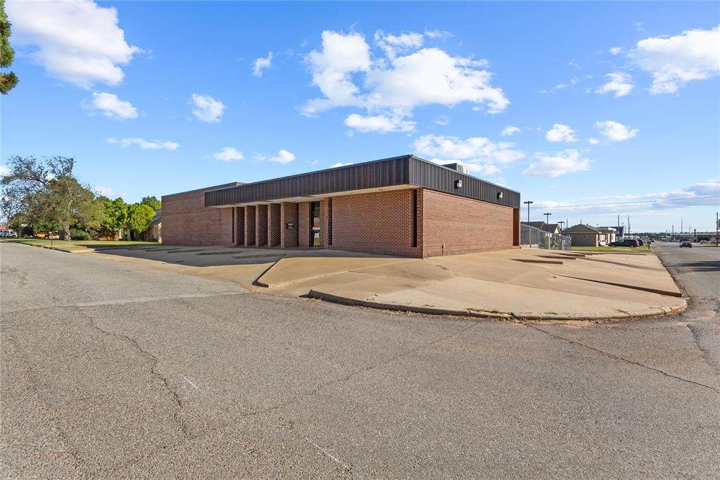 222 Tom Stafford Avenue - Photo 1