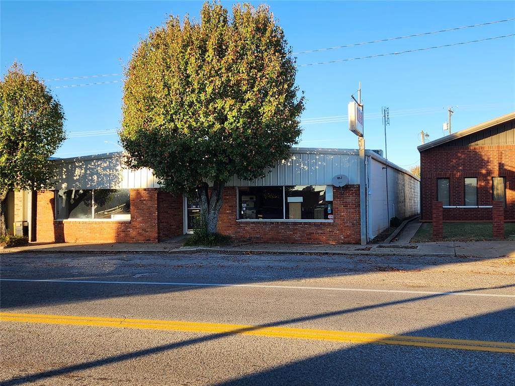 211 N. Main Street - Photo 1