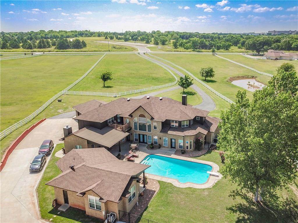 2701 36th Avenue - Photo 1