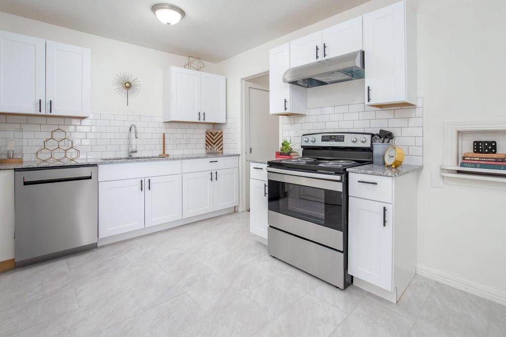 4602 Classen Boulevard - Photo 1