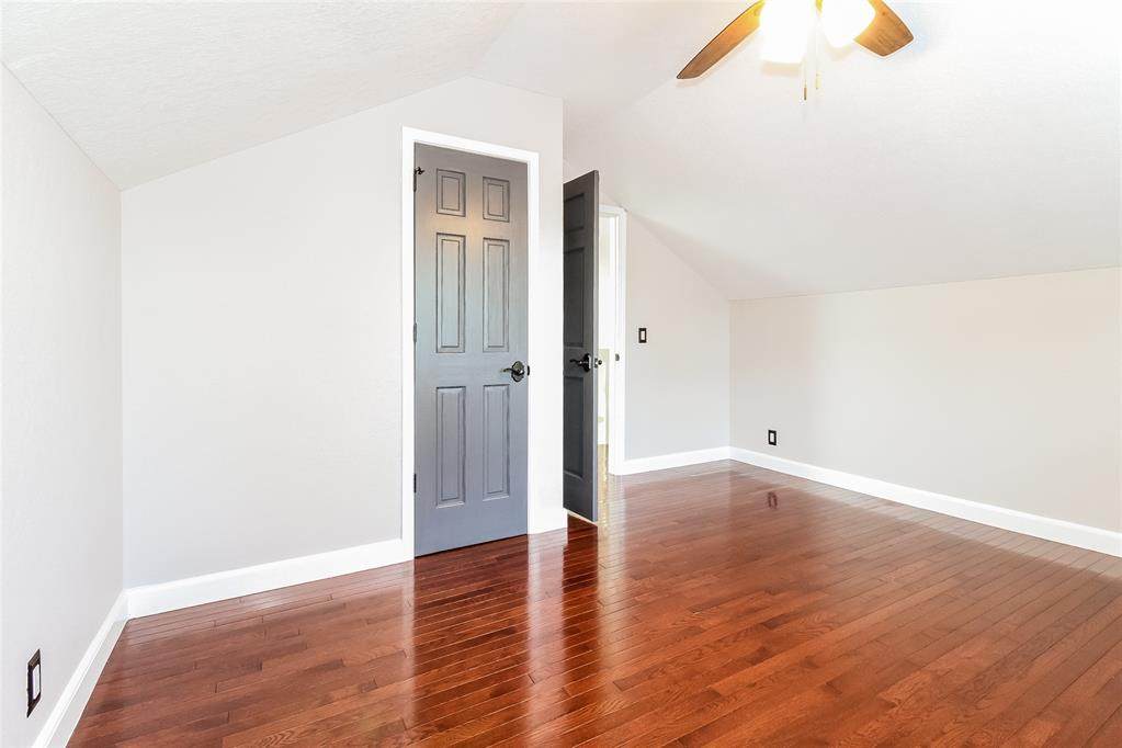 2020 Sunflower Street - Photo 1