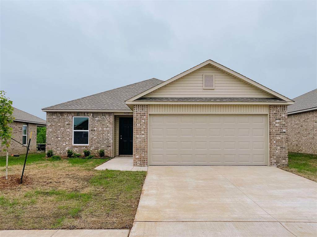 9428 122nd Terrace - Photo 1