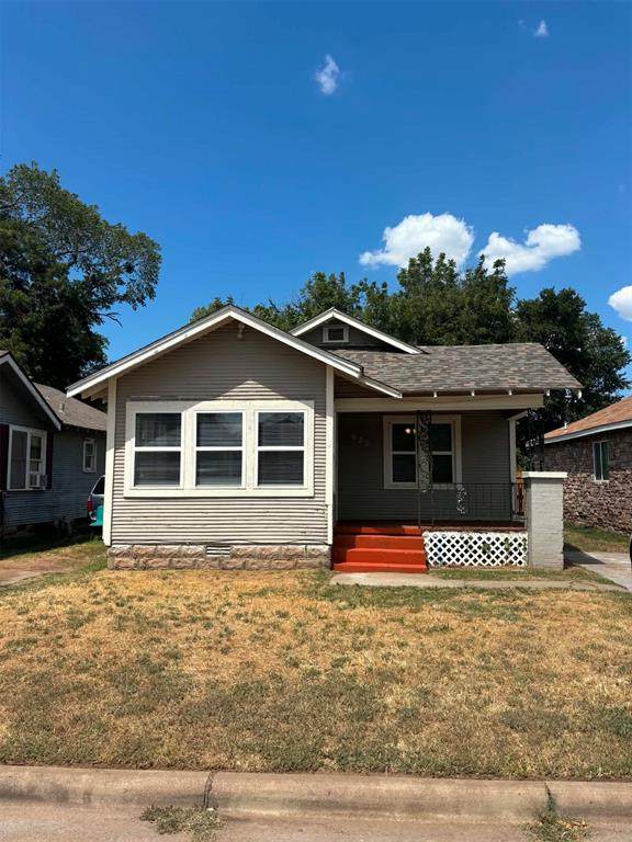 622 Wood Street - Photo 1