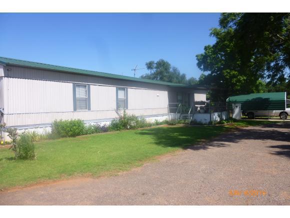 902 9th - Photo 1