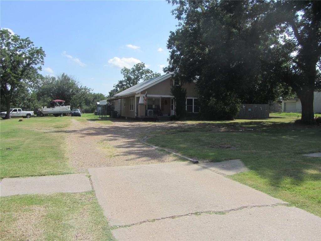 1307 Columbia - Photo 1