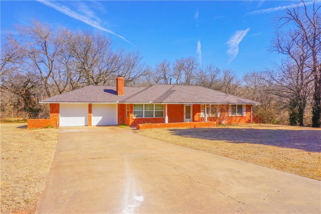 3205 Maxwell Drive - Photo 1