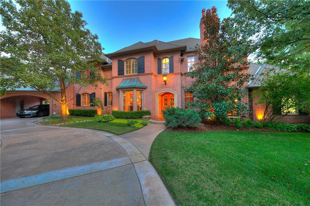 1628 Saratoga Way - Photo 1