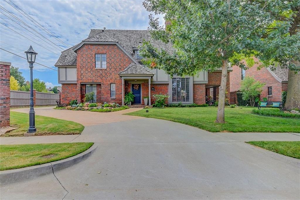 3602 Sussex - Photo 1