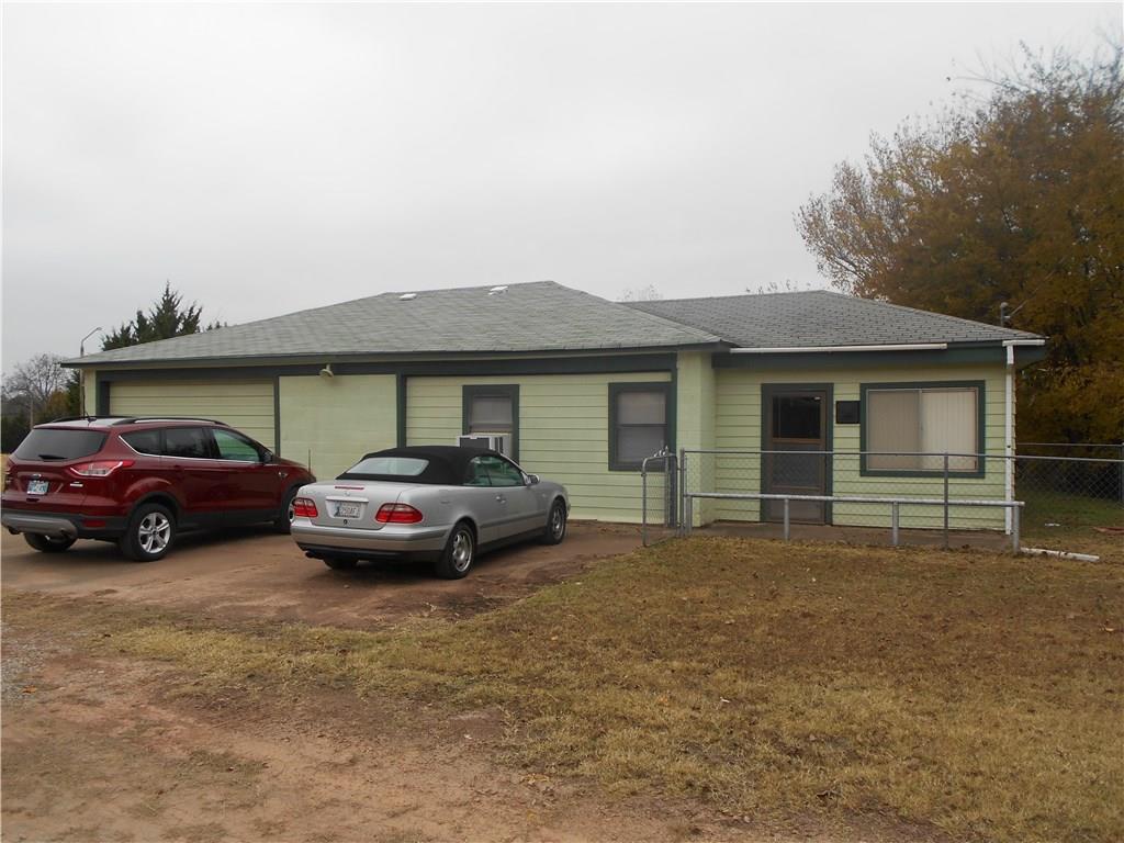 412 2nd - Photo 1