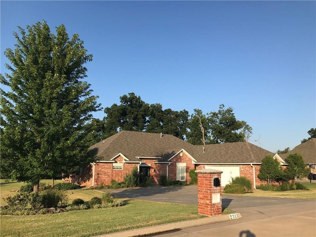 2313 Pinehurst Court - Photo 1
