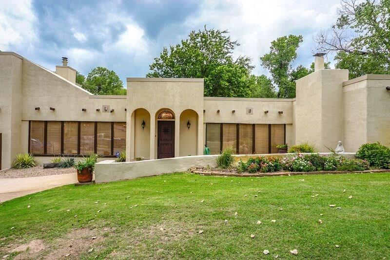 4404 37th Street - Photo 1