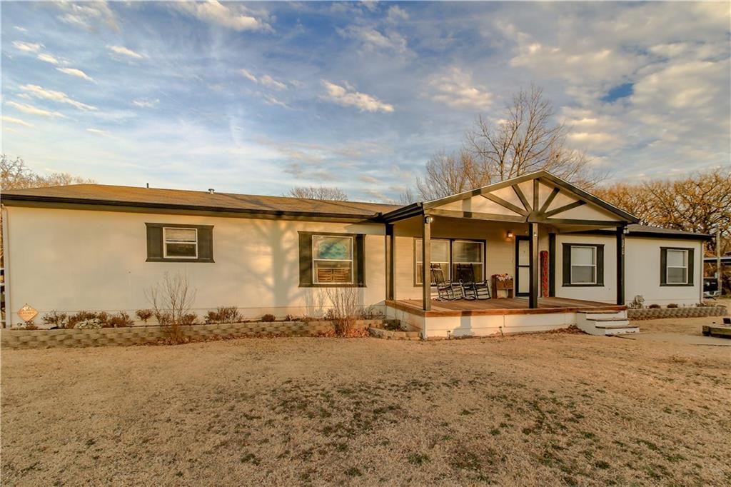 1210 Adams - Photo 1