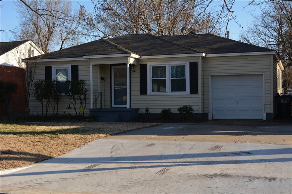 808 Dakota Street - Photo 1