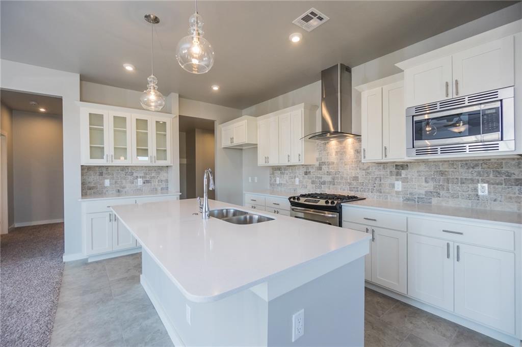 11125 32nd Street - Photo 1