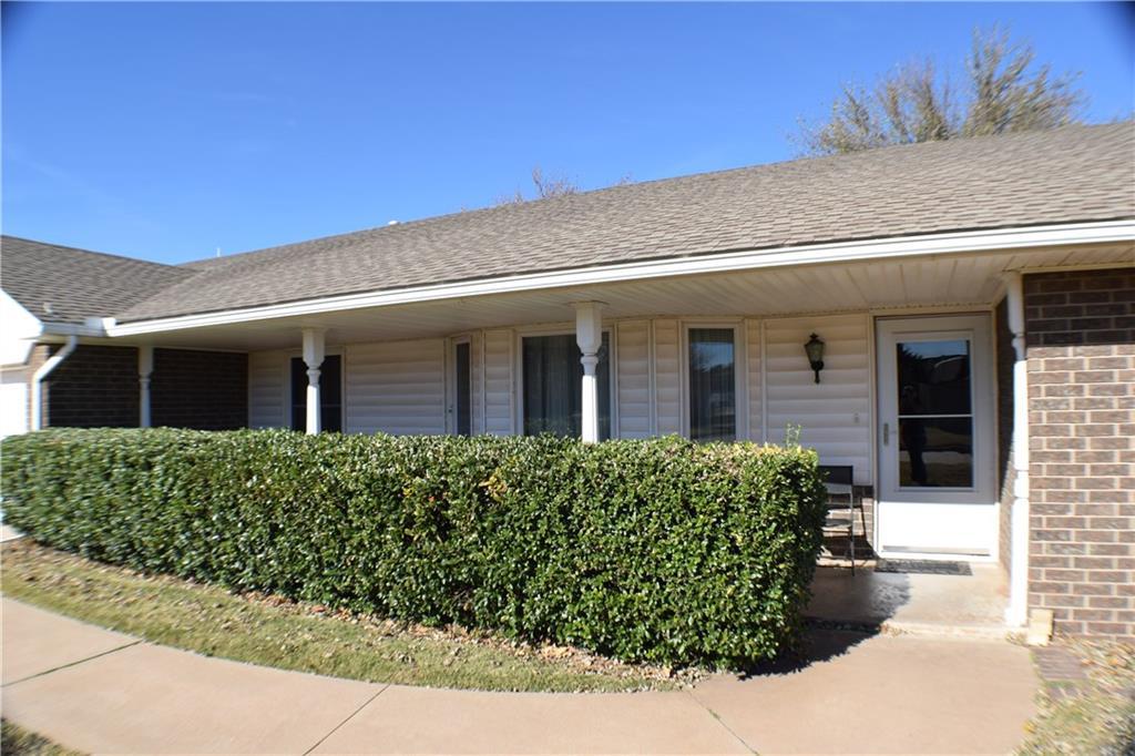6305 82nd Street - Photo 1