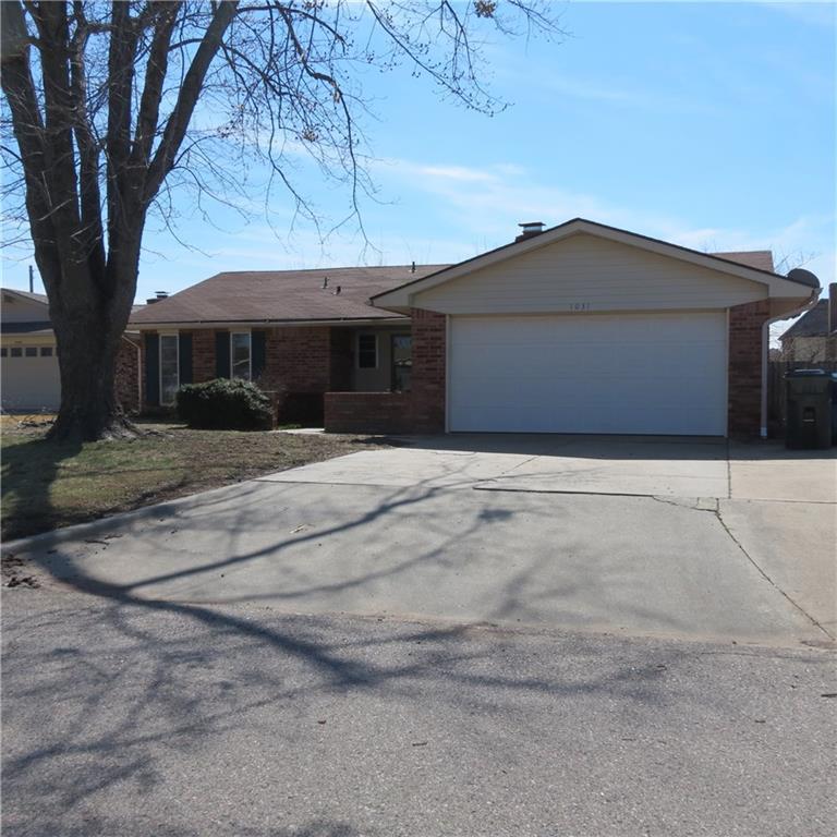 1031 Holly Court - Photo 1