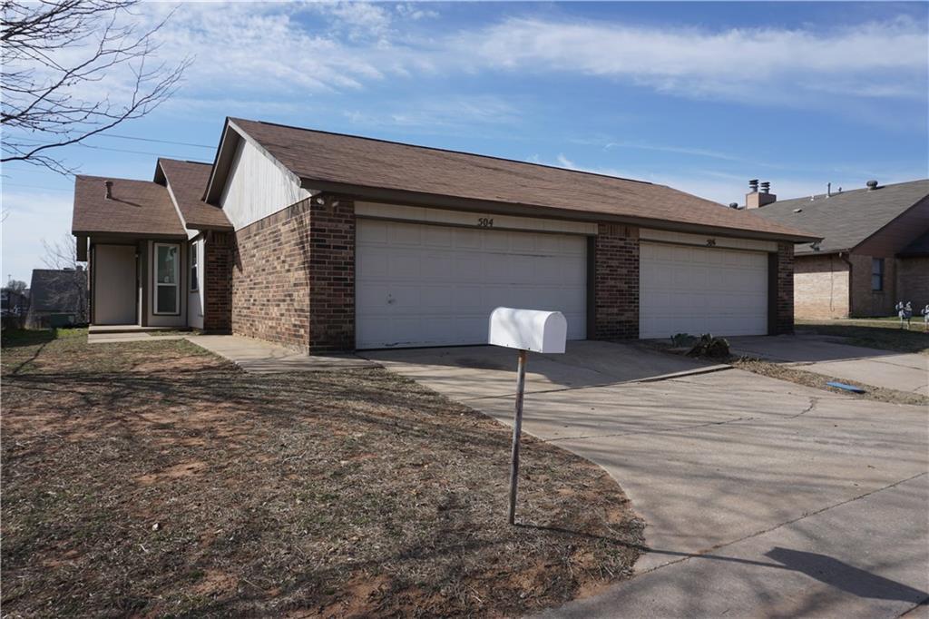 504 Peppertree - Photo 1
