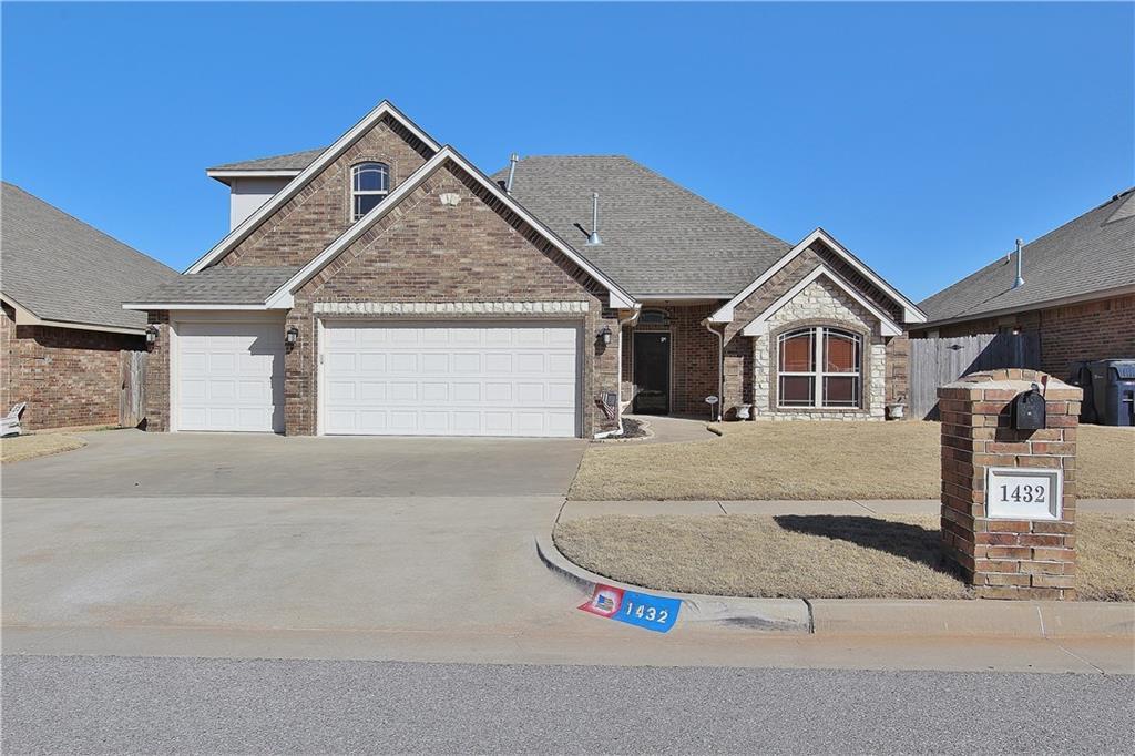 1432 Asher Street - Photo 1