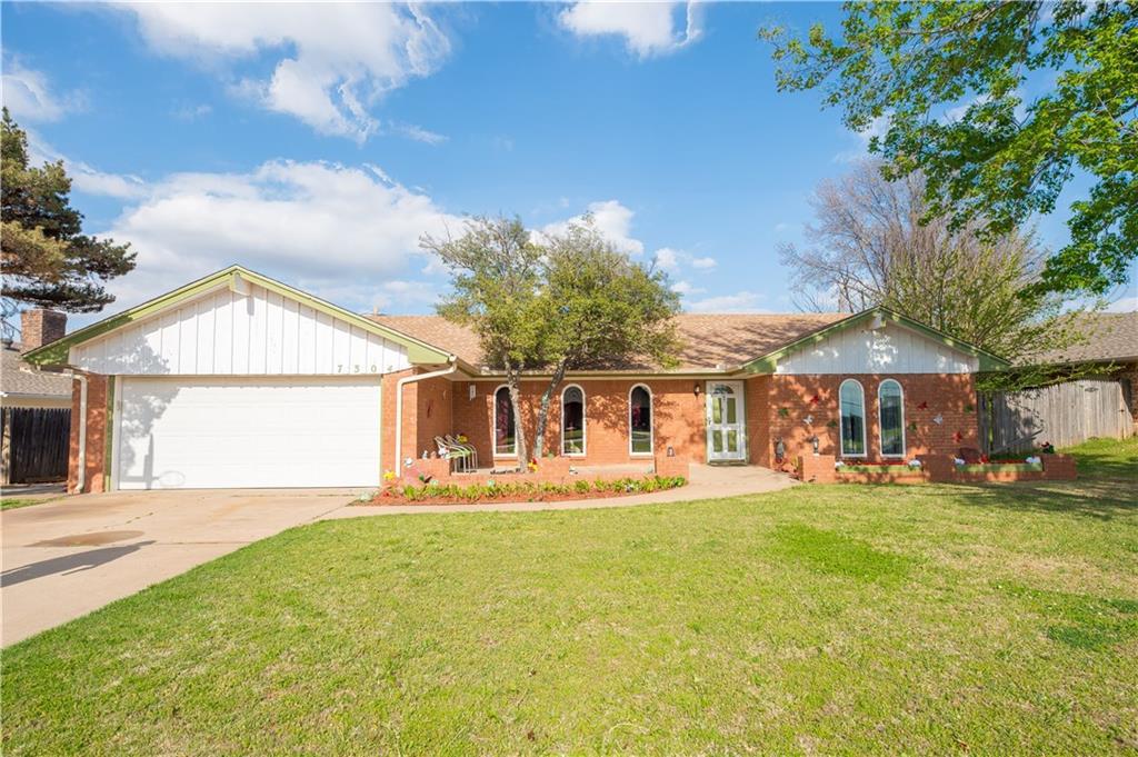 7304 N Ann Arbor Ave - Photo 1