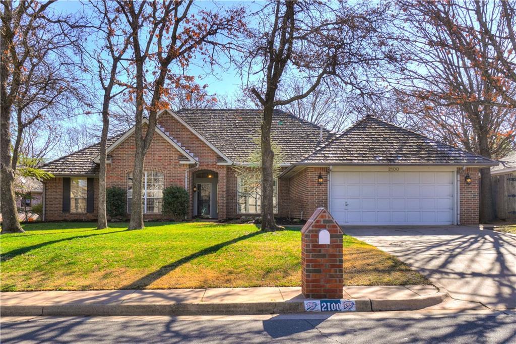 2100 Powderhorn - Photo 1