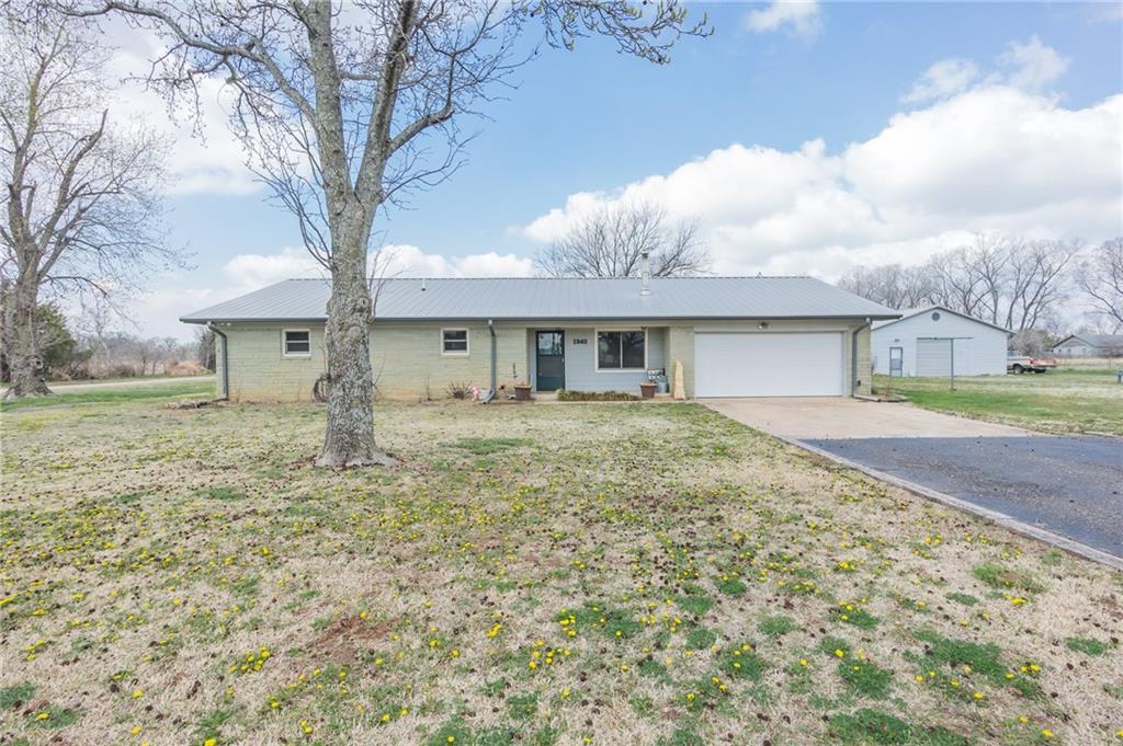 1940 72nd Nw Avenue - Photo 1